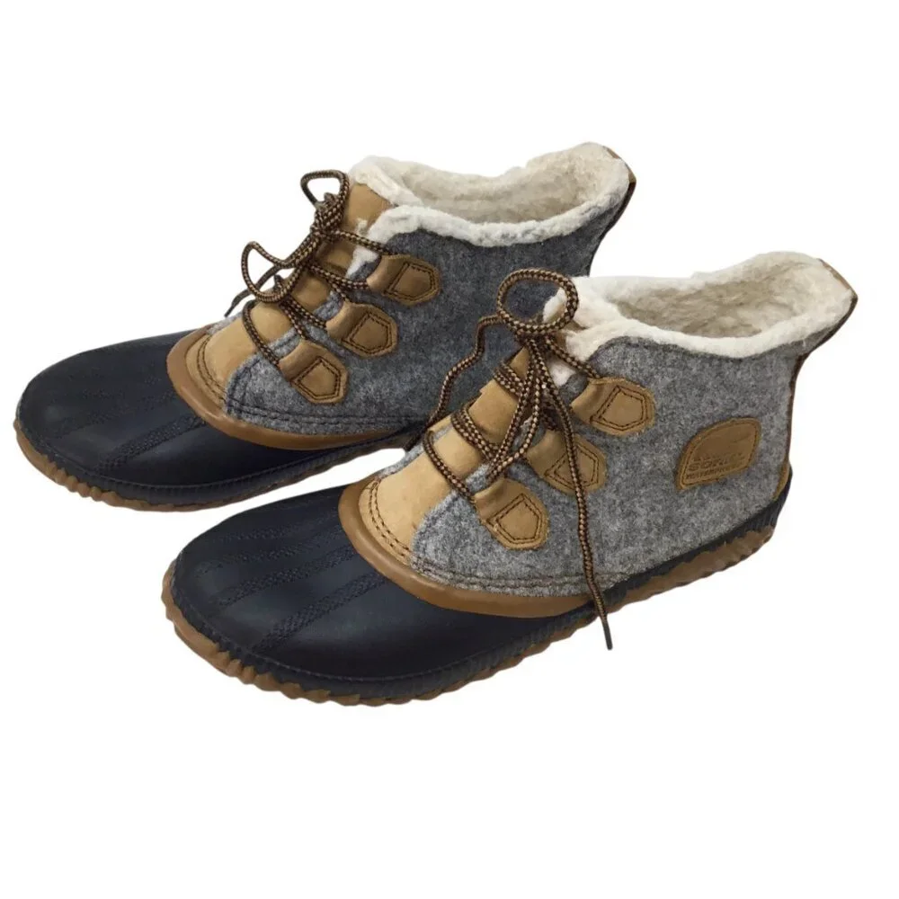 Sorel Boots Out n About Winter Duck Felt Lace Up Women's 9.5 NL3150-052 Faux Fur